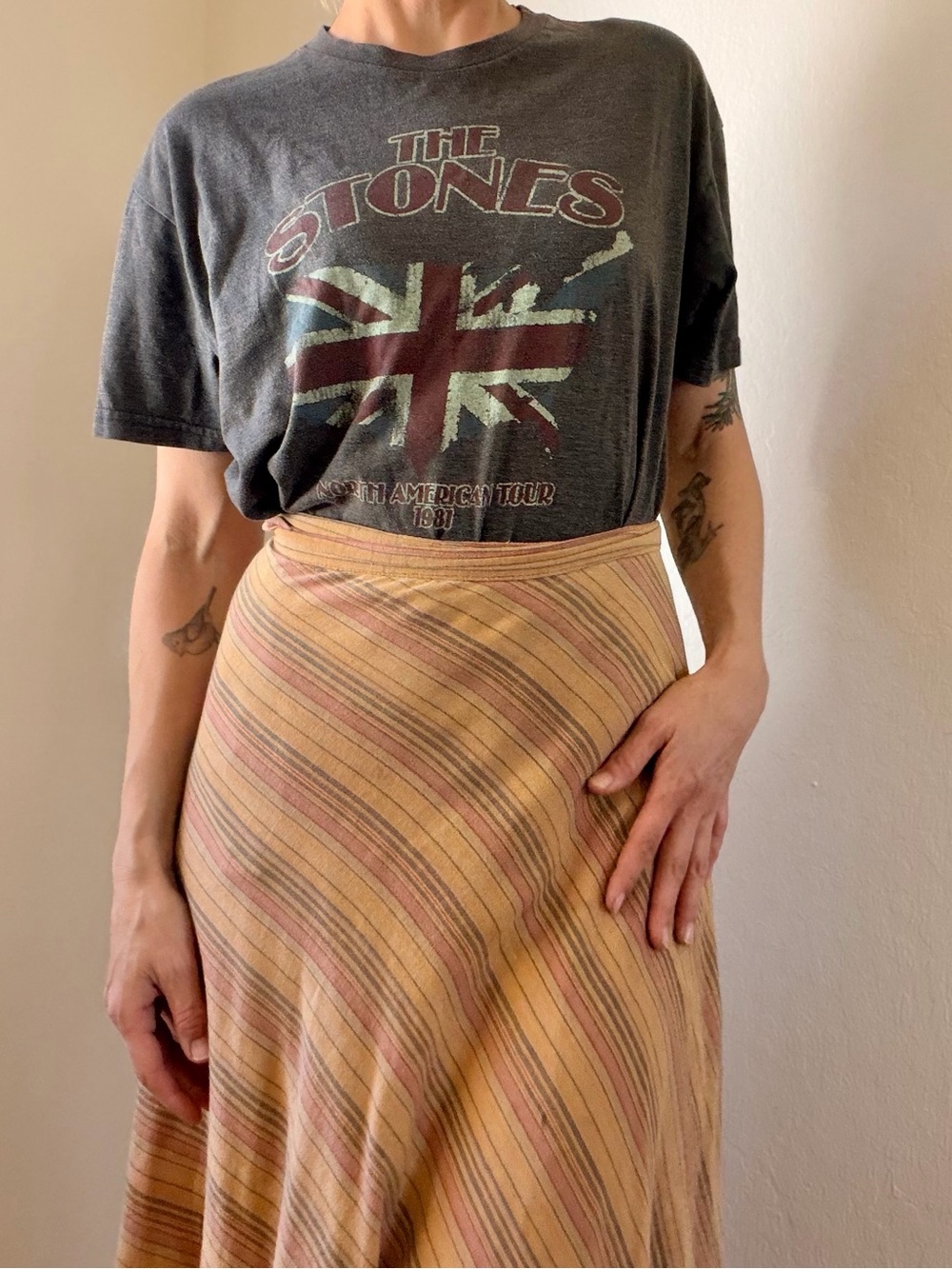 The Rolling Stones  grey T-shirt L